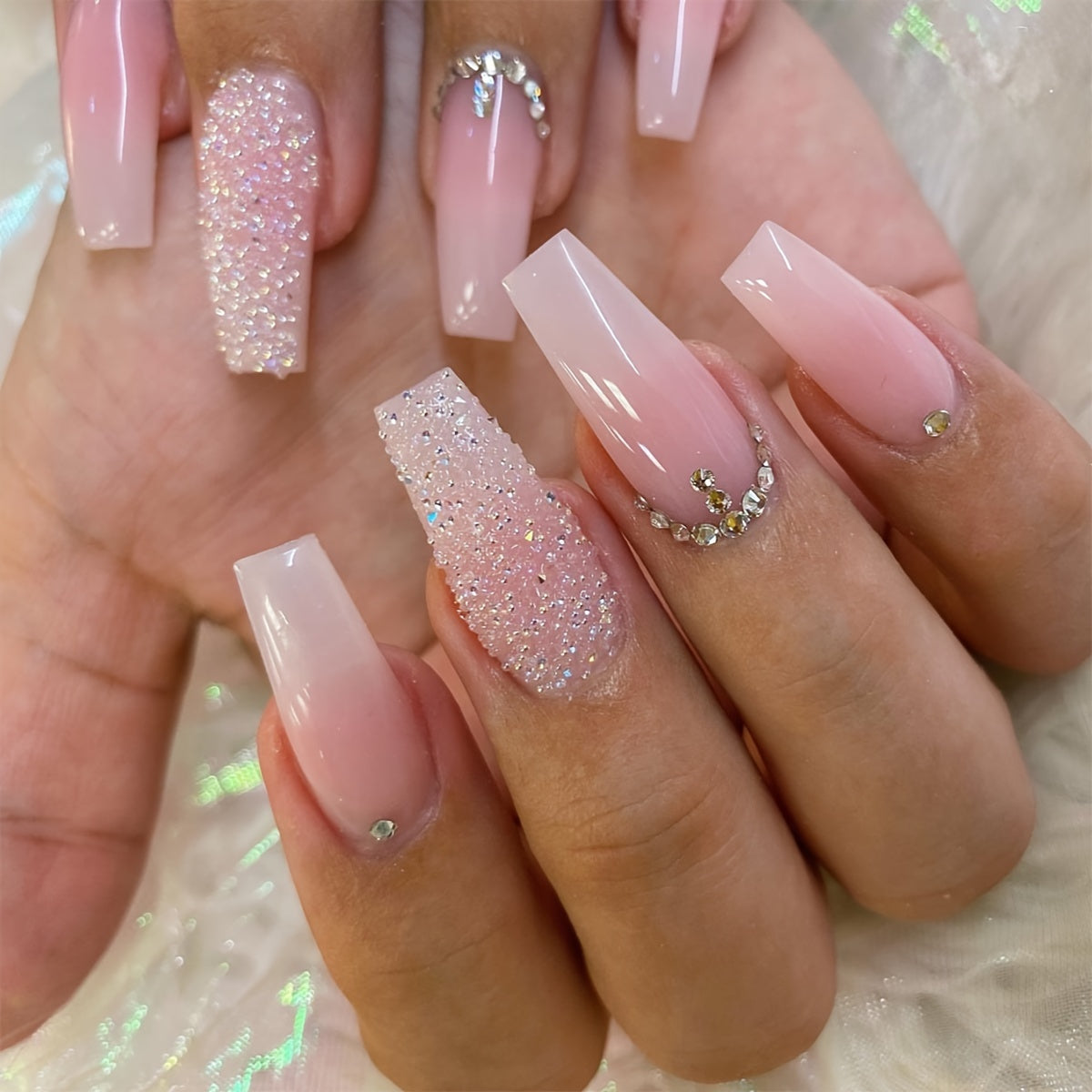 48pcs/ Set, Pink And White Gradient Nail-Pressing Flash Zirconia Design, Glossy Long Ballet Acrylic Fake Nails, Suitable for Birthday Thanksgiving, Valentine'S Day And Mother'S Day Graduation Party.